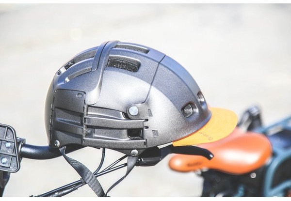 Du casque vélo « boudin » au casque vélo pliable, la grande histoire du casque vélo - Overade