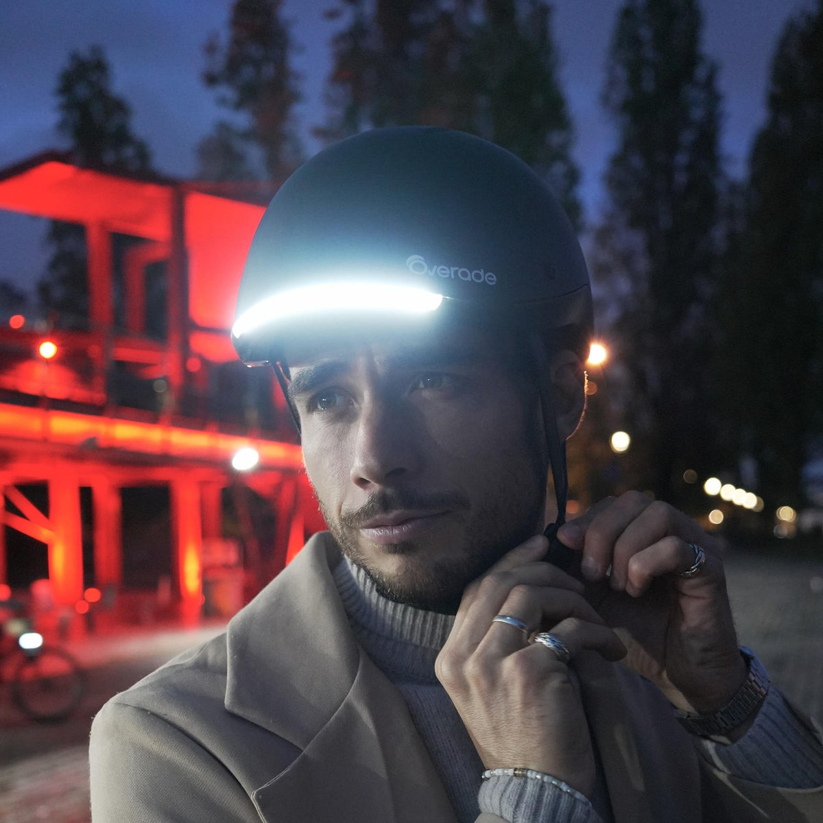 Overade LIFE - Casque Vélo Lumineux avec Clignotants